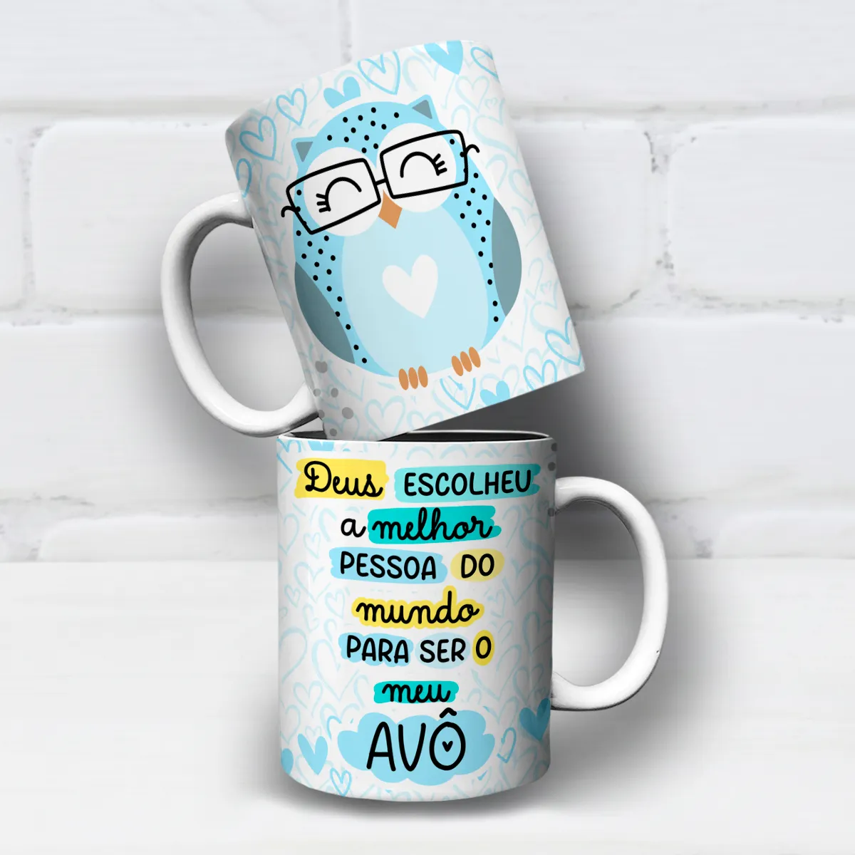 arte para caneca vovô coruja com óculos e coração, versão azul, com frase de homenagem para os avôs